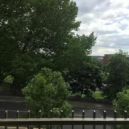 Saxton Gardens Leeds (West Yorkshire)